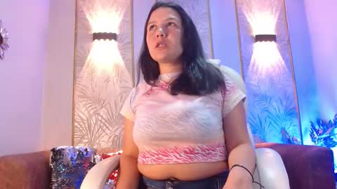 Amie  online show from September 22, 2025, 11:23 am