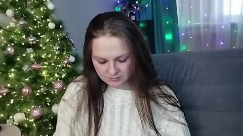 Mila online show from January 11, 2025, 8:11 am