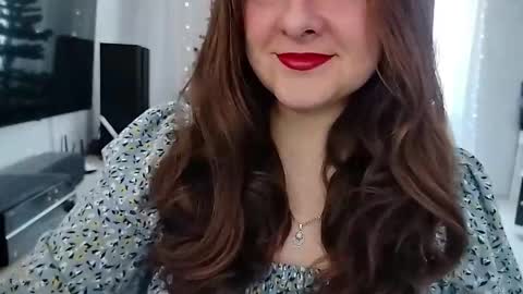 Mila online show from February 3, 2026, 6:40 am