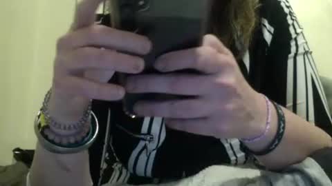 Snapshot of amileadivinestar0987 chatting on December 20, 2024, 4:42 am amileadivinestar0987 online show from December 20, 2024, 4:42 am