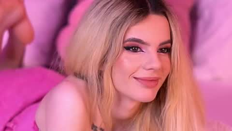 amiralovely online show from June 25, 2026, 7:07 pm