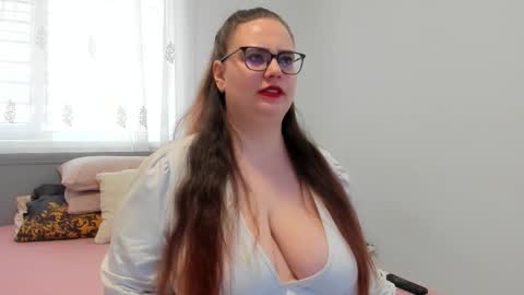 Amira Vyxen online show from March 12, 2026, 8:09 am