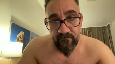 Snapshot of amirsds3298129 chatting on April 20, 2026, 8:21 pm amirsds3298129 online show from April 20, 2026, 8:21 pm