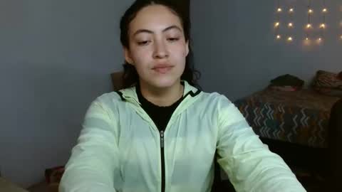 amitlu_ online show from February 18, 2025, 10:36 pm