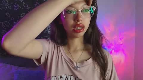 Ammelie online show from March 9, 2026, 11:31 pm