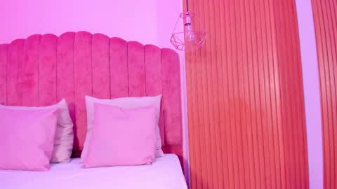Snapshot of ammy_leee_ chatting on December 24, 2024, 1:06 pm Ammyy online show from December 24, 2024, 1:06 pm
