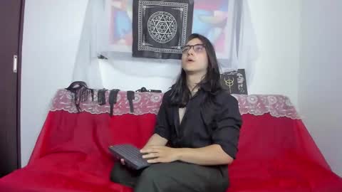 Snapshot of amoneth_xx chatting on November 14, 2025, 7:01 pm Amoneth online show from November 14, 2025, 7:01 pm