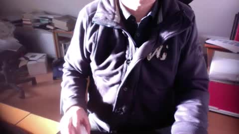 Snapshot of amor2200 chatting on January 3, 2025, 11:46 am Amor2200 online show from January 3, 2025, 11:46 am