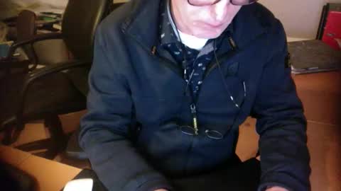 Snapshot of amor2200 chatting on February 2, 2025, 7:14 pm Amor2200 online show from February 2, 2025, 7:14 pm