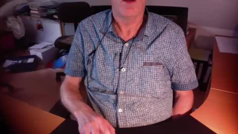 Snapshot of amor2200 chatting on September 9, 2025, 12:48 pm Amor2200 online show from September 9, 2025, 12:48 pm