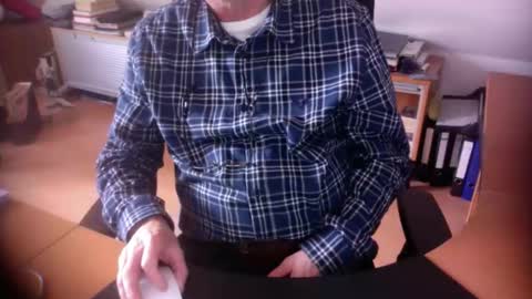 Amor2200 online show from March 21, 2026, 1:26 pm