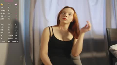 Snapshot of amora_bloom chatting on November 9, 2025, 10:35 am amora_bloom online show from November 9, 2025, 10:35 am