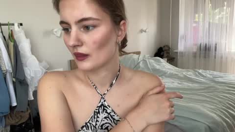 Snapshot of amorelle_ chatting on May 22, 2026, 6:53 am amorelle_ online show from May 22, 2026, 6:53 am