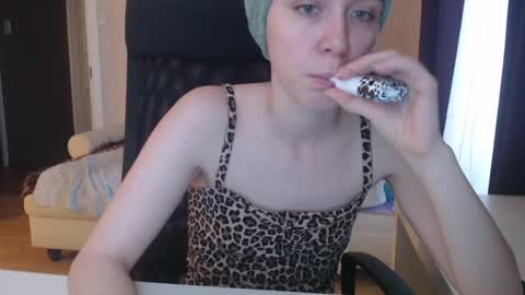 Snapshot of amoremeoww chatting on December 27, 2024, 10:45 am miss unforgettable online show from December 27, 2024, 10:45 am