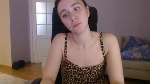 Snapshot of amoremeoww chatting on February 18, 2025, 4:16 pm miss unforgettable online show from February 18, 2025, 4:16 pm