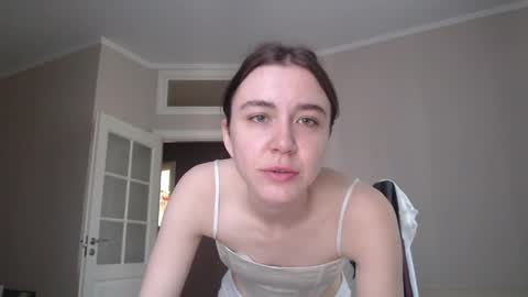 Snapshot of amoremeoww chatting on June 8, 2026, 2:17 pm miss unforgettable online show from June 8, 2026, 2:17 pm