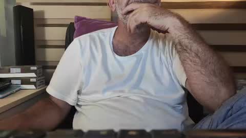Snapshot of amorlin chatting on August 2, 2026, 8:07 pm AmorLin online show from August 2, 2026, 8:07 pm
