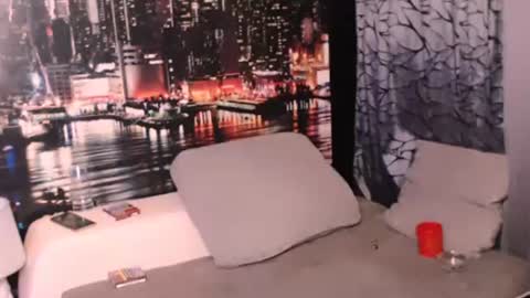 Snapshot of amour_sweet chatting on September 13, 2025, 2:06 pm Sarah online show from September 13, 2025, 2:06 pm