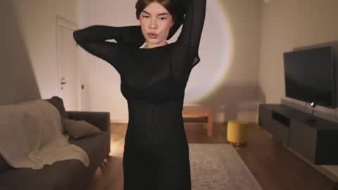 Snapshot of amourdemavie_ chatting on June 28, 2026, 1:06 pm Ada online show from June 28, 2026, 1:06 pm