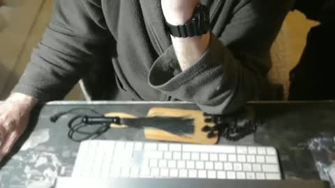 amslave4f online show from May 31, 2026, 5:26 am