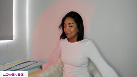 amy22_ online show from March 2, 2025, 8:50 pm