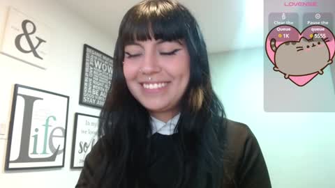 Snapshot of amy__adams1 chatting on January 10, 2025, 4:54 am Amy 3 online show from January 10, 2025, 4:54 am