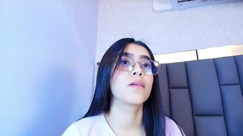 amy__wats0n online show from May 20, 2026, 7:09 pm