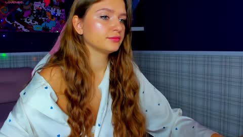 Snapshot of amy__wood chatting on December 18, 2024, 1:05 am AmyGMT 2 Mon-Sun  0300am-0900am  online show from December 18, 2024, 1:05 am