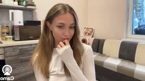 Snapshot of amy_chill chatting on January 30, 2025, 12:37 pm Amy Chill online show from January 30, 2025, 12:37 pm