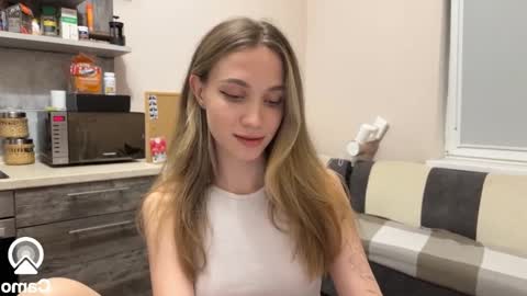 Snapshot of amy_chill chatting on February 26, 2025, 6:21 pm Amy Chill online show from February 26, 2025, 6:21 pm