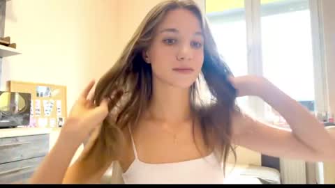 Amy Chill online show from April 3, 2026, 10:13 am