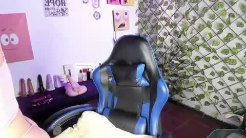 Amy Hoy69 online show from March 1, 2026, 2:13 am