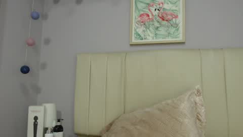 Amy online show from September 20, 2025, 1:45 pm