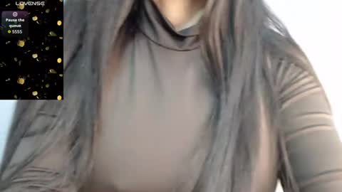 Snapshot of amy_le chatting on August 7, 2026, 1:57 pm Amy online show from August 7, 2026, 1:57 pm