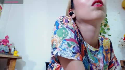 Snapshot of amy_mur chatting on May 23, 2026, 7:18 pm amy mur online show from May 23, 2026, 7:18 pm