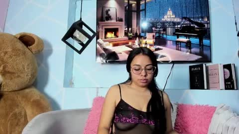 Emy Noa  online show from March 31, 2026, 12:45 am