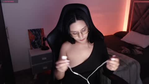 Snapshot of amy_stiward chatting on May 23, 2026, 8:46 pm Mia Cristancho online show from May 23, 2026, 8:46 pm