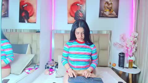 Amy online show from April 15, 2026, 11:28 am