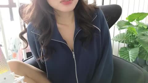 girl next door named Amy online show from February 3, 2025, 7:40 am