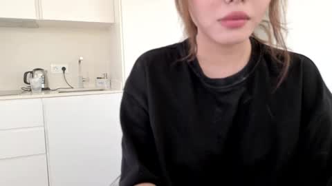 girl next door named Amy online show from March 24, 2026, 1:27 pm