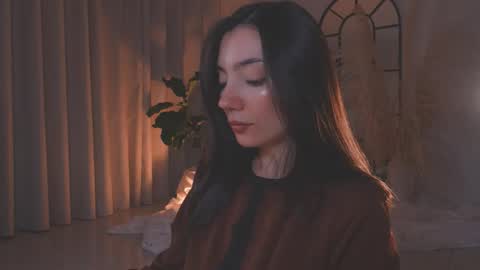 Amy Armstrong online show from September 13, 2025, 1:38 am