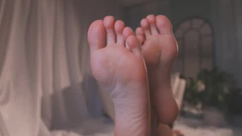 Amy Armstrong online show from February 8, 2026, 11:30 pm