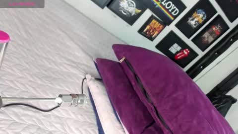 Amy online show from December 3, 2024, 3:20 am