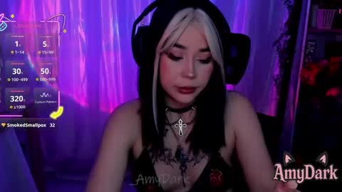 Snapshot of amydark chatting on October 17, 2025, 10:12 pm Amy online show from October 17, 2025, 10:12 pm