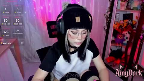 Amy online show from November 19, 2025, 11:05 pm