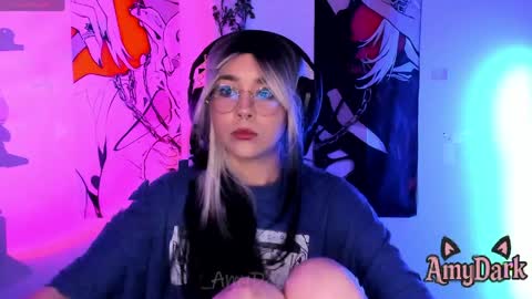 Amy online show from April 17, 2026, 11:52 pm