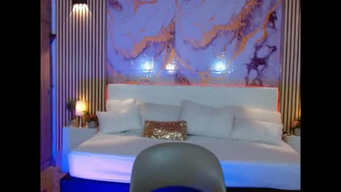 Snapshot of amyjohnsonn chatting on May 5, 2026, 5:15 am amyjohnsonn online show from May 5, 2026, 5:15 am