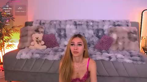 amykentt online show from June 22, 2026, 2:47 pm