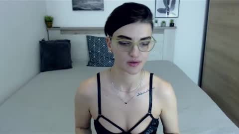 Snapshot of amylexy chatting on January 7, 2025, 12:41 pm Hi there guys  My pleasure in your hands  pvt is open online show from January 7, 2025, 12:41 pm