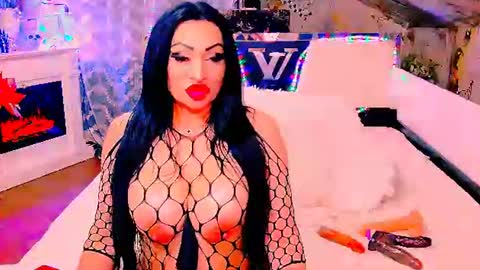 Snapshot of amyrarosera chatting on July 4, 2026, 9:54 pm Alimoonyia online show from July 4, 2026, 9:54 pm
